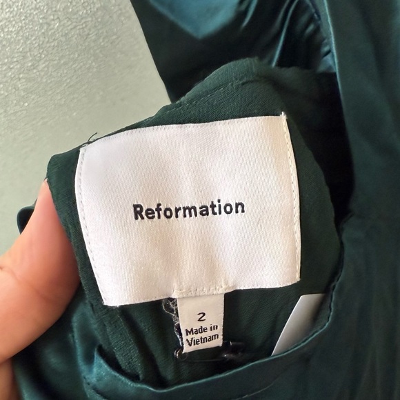 🆕 REFORMATION Anaiis Silk Maxi Dress Forest Green Sz 2 - Picture 4 of 6